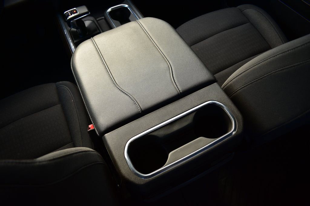 Used 2025 Chevrolet Silverado 1500 LT image 32