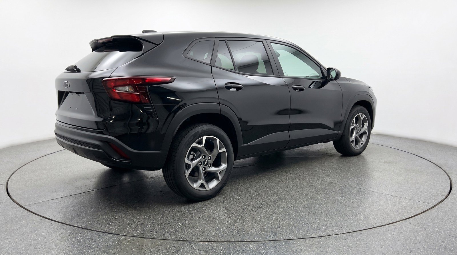 Used 2025 Chevrolet Trax LT w/ LT Convenience Package FWD image 9