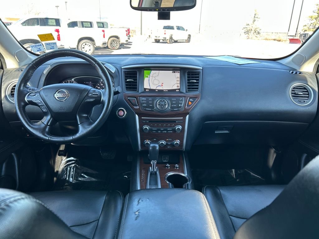 Used 2020 Nissan Pathfinder Platinum image 7