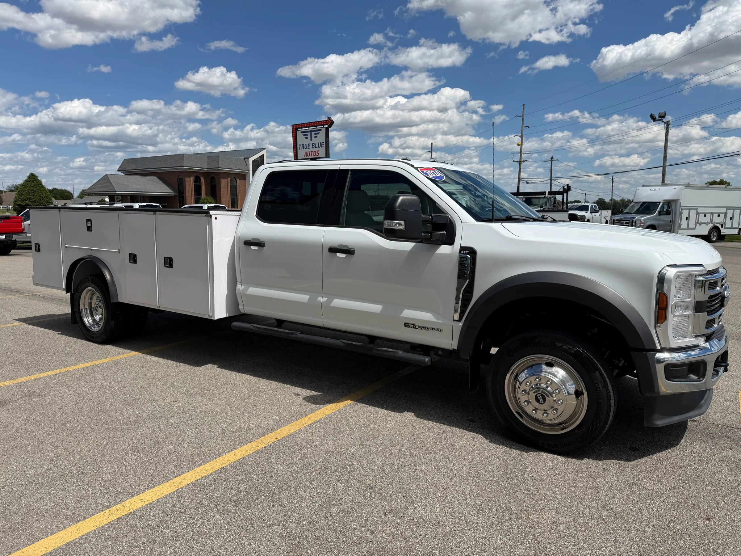 Used 2024 Ford F550 4x4 Crew Cab Super Duty w/ XLT Value Package image 7