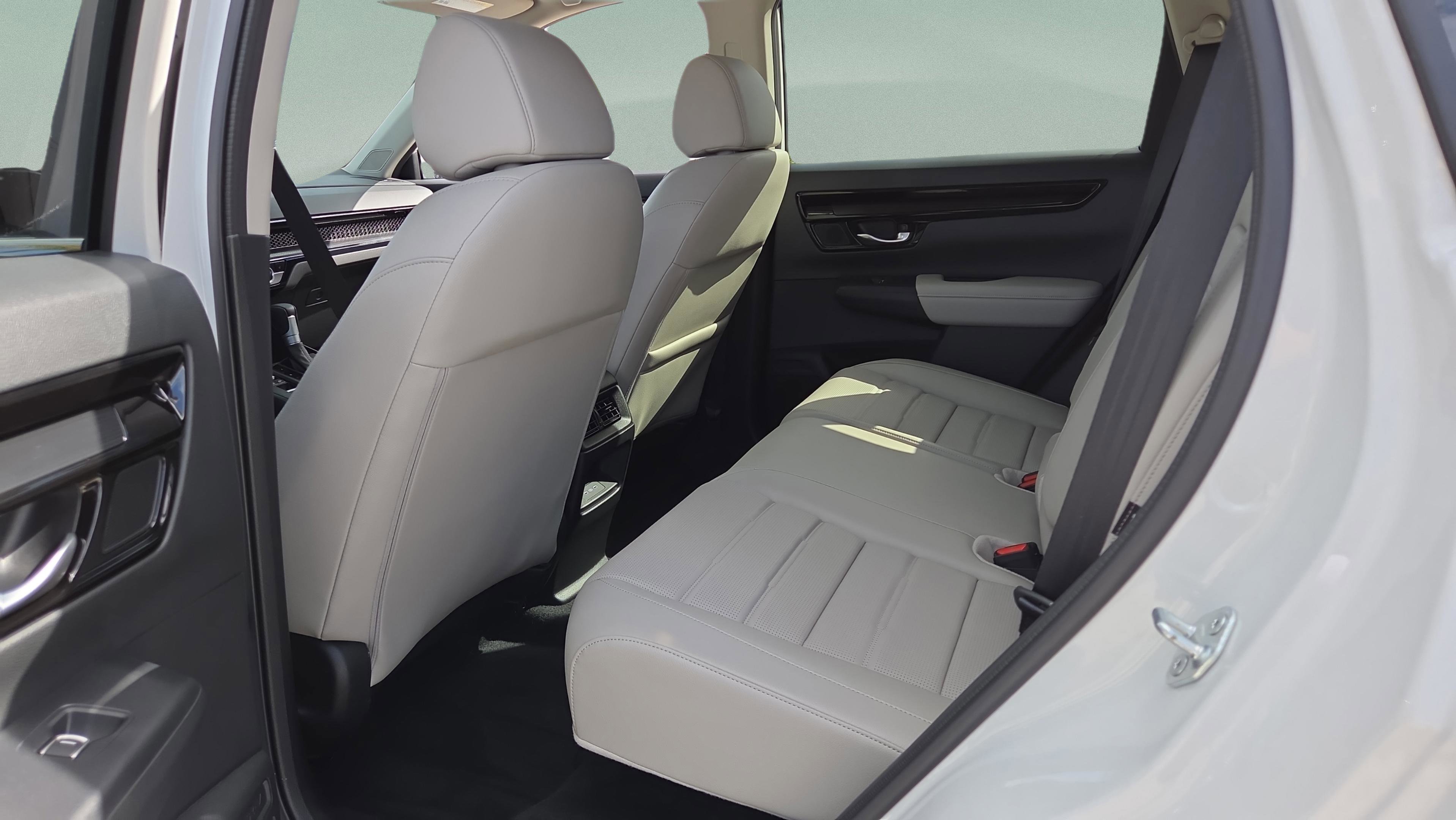 Used 2026 Honda CR-V EX-L image 11
