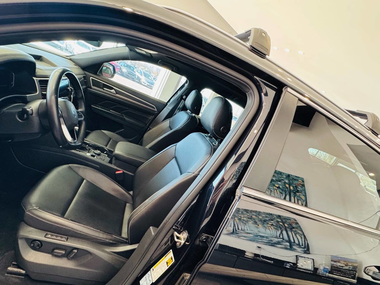 Used 2020 Volkswagen Atlas Cross Sport SEL image 21