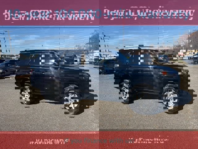 Used 2022 Toyota 4Runner SR5 Premium w/ Moonroof Package image 8