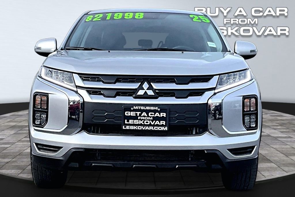 Used 2025 Mitsubishi Outlander Sport AWD image 3