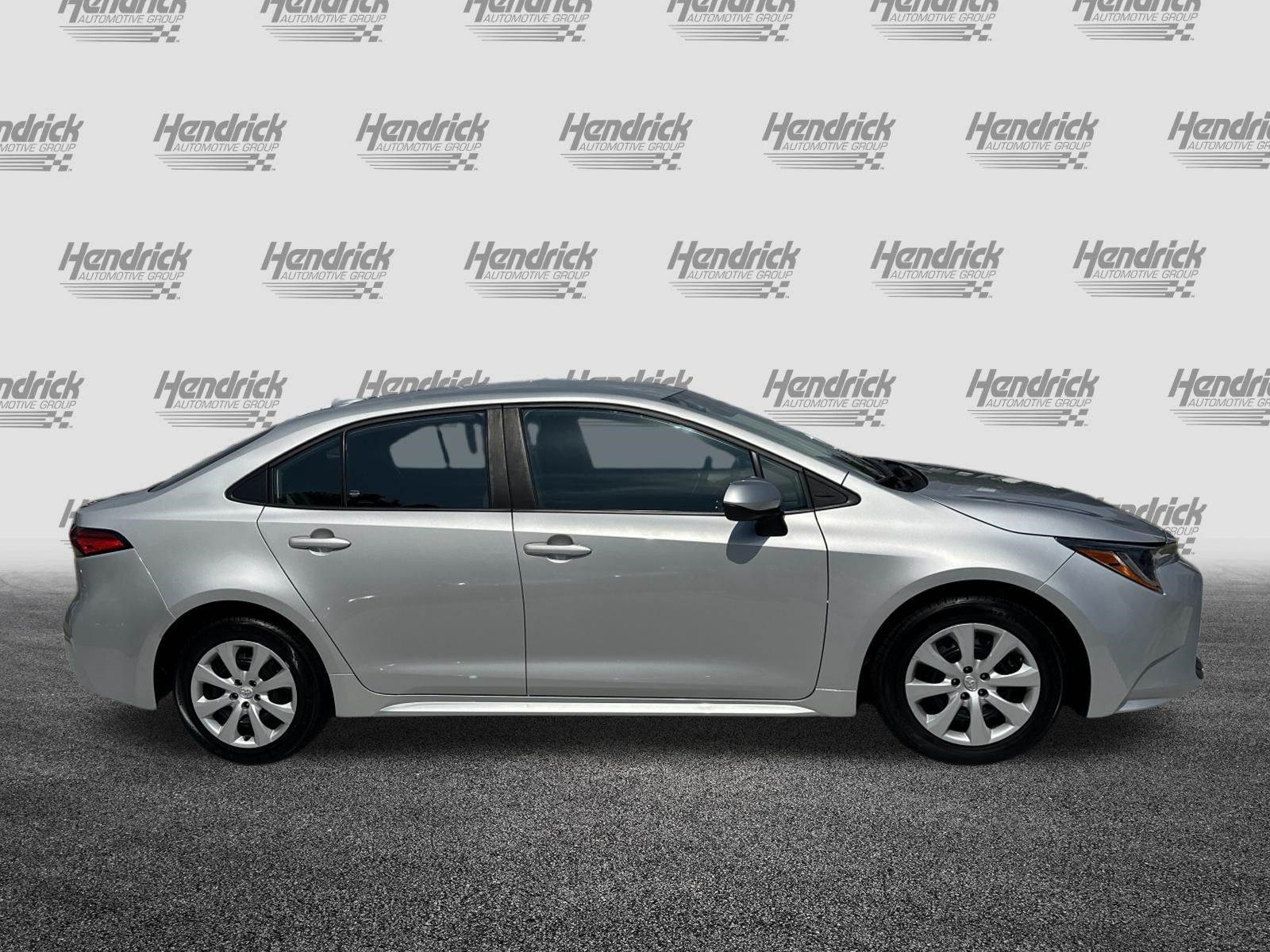 Used 2024 Toyota Corolla LE FWD image 11