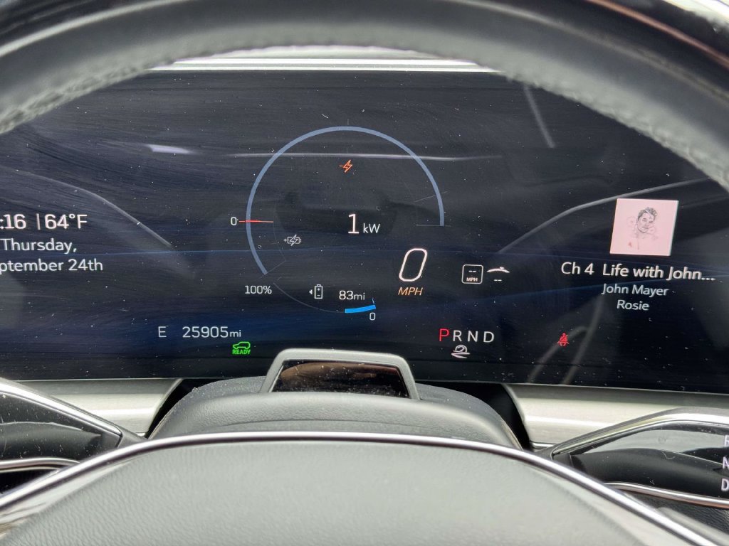 Certified 2024 Cadillac Lyriq Luxury AWD/4WD image 24