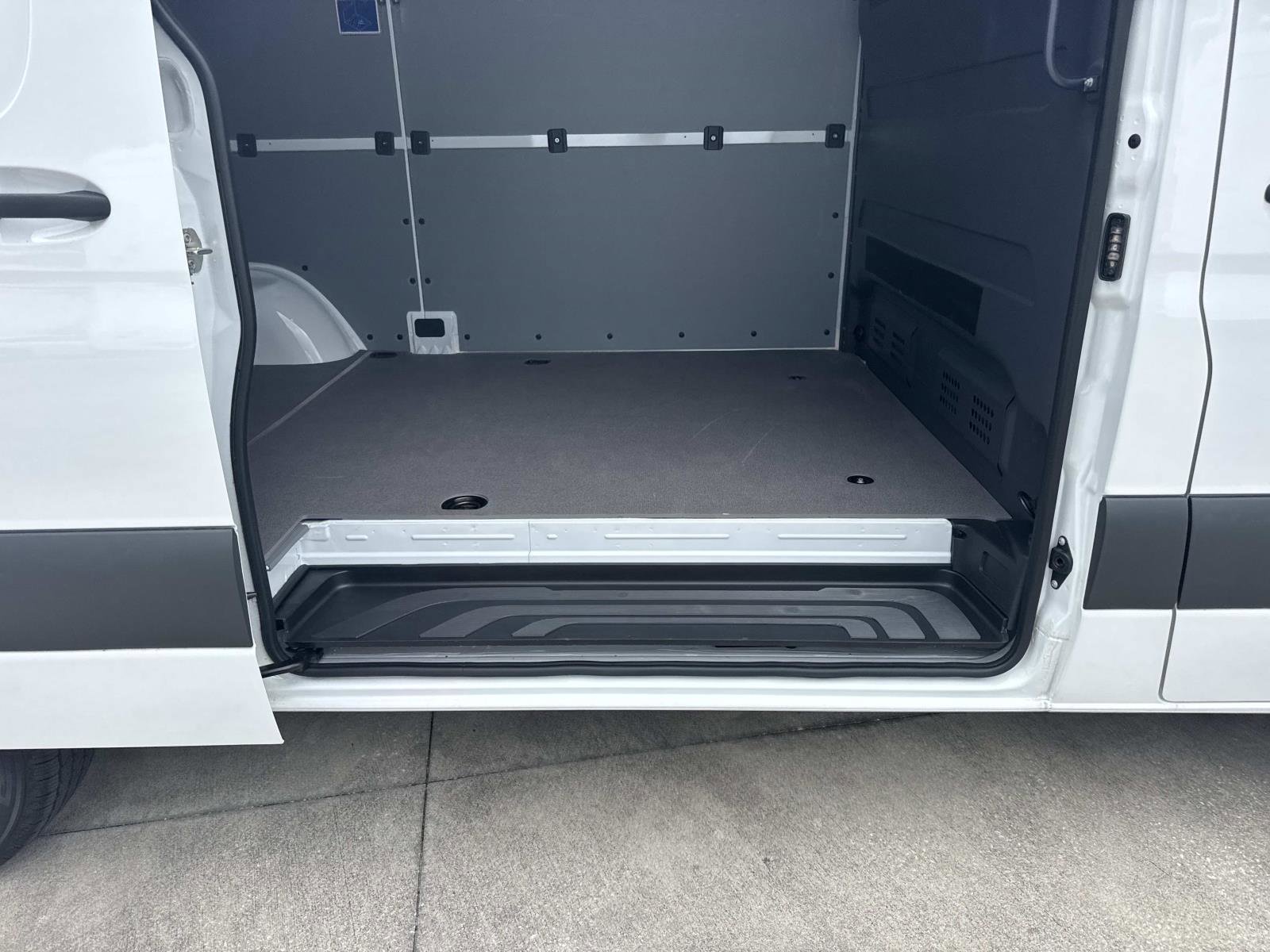 New 2025 Mercedes-Benz Sprinter 2500 image 4