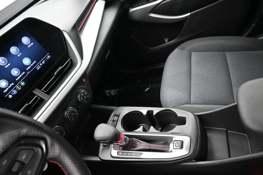 Used 2024 Chevrolet Trax RS FWD image 18