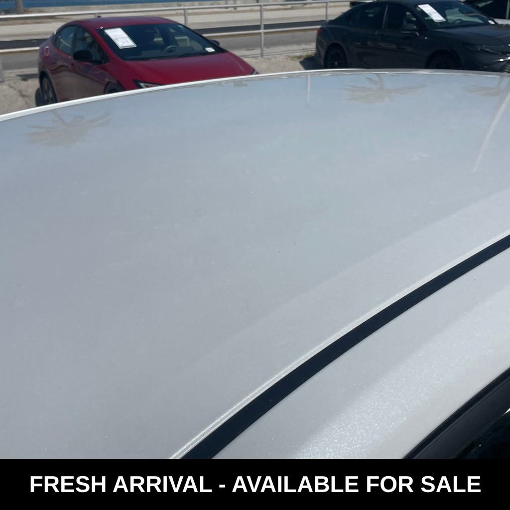 Used 2026 Toyota Corolla SE image 8