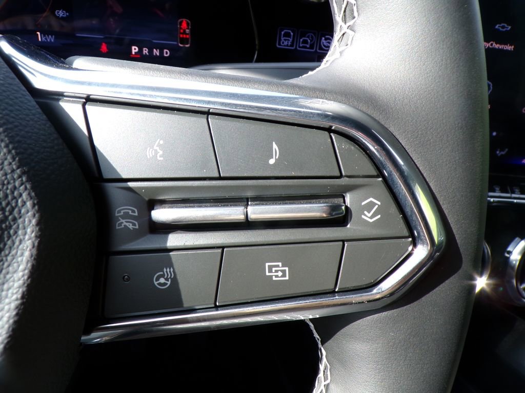 New 2026 Chevrolet Blazer EV LT AWD/4WD image 30