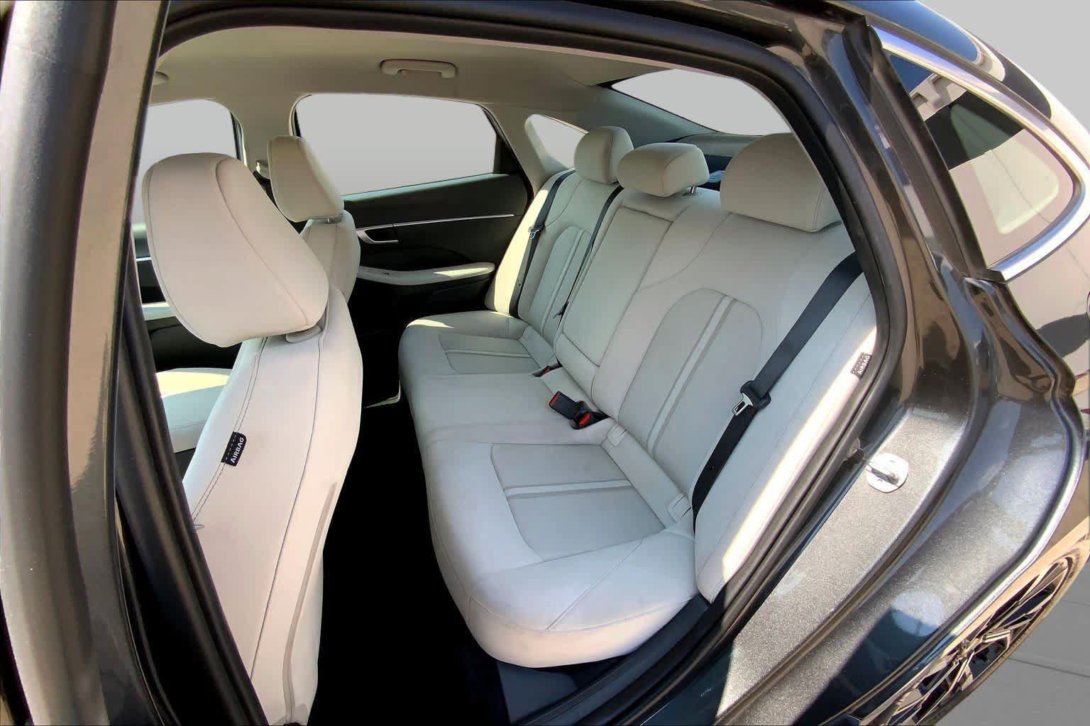 Used 2025 Hyundai Sonata SEL FWD image 21