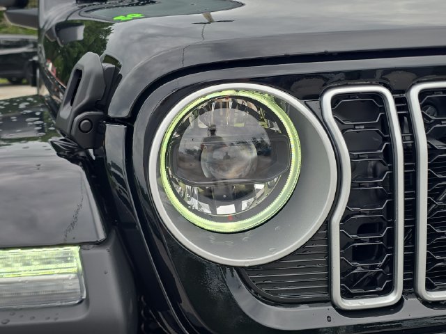 New 2026 Jeep Wrangler Unlimited Sahara w/ Safety Group AWD/4WD image 7