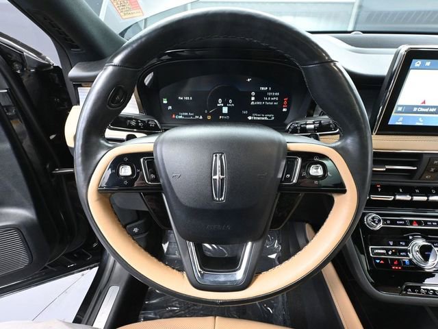 Used 2022 Lincoln Corsair Reserve w/ Equipment Group 201A image 28