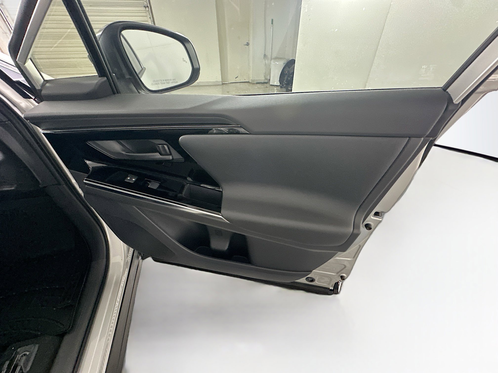 Used 2023 Toyota bZ4X Limited w/ Weather Package image 33