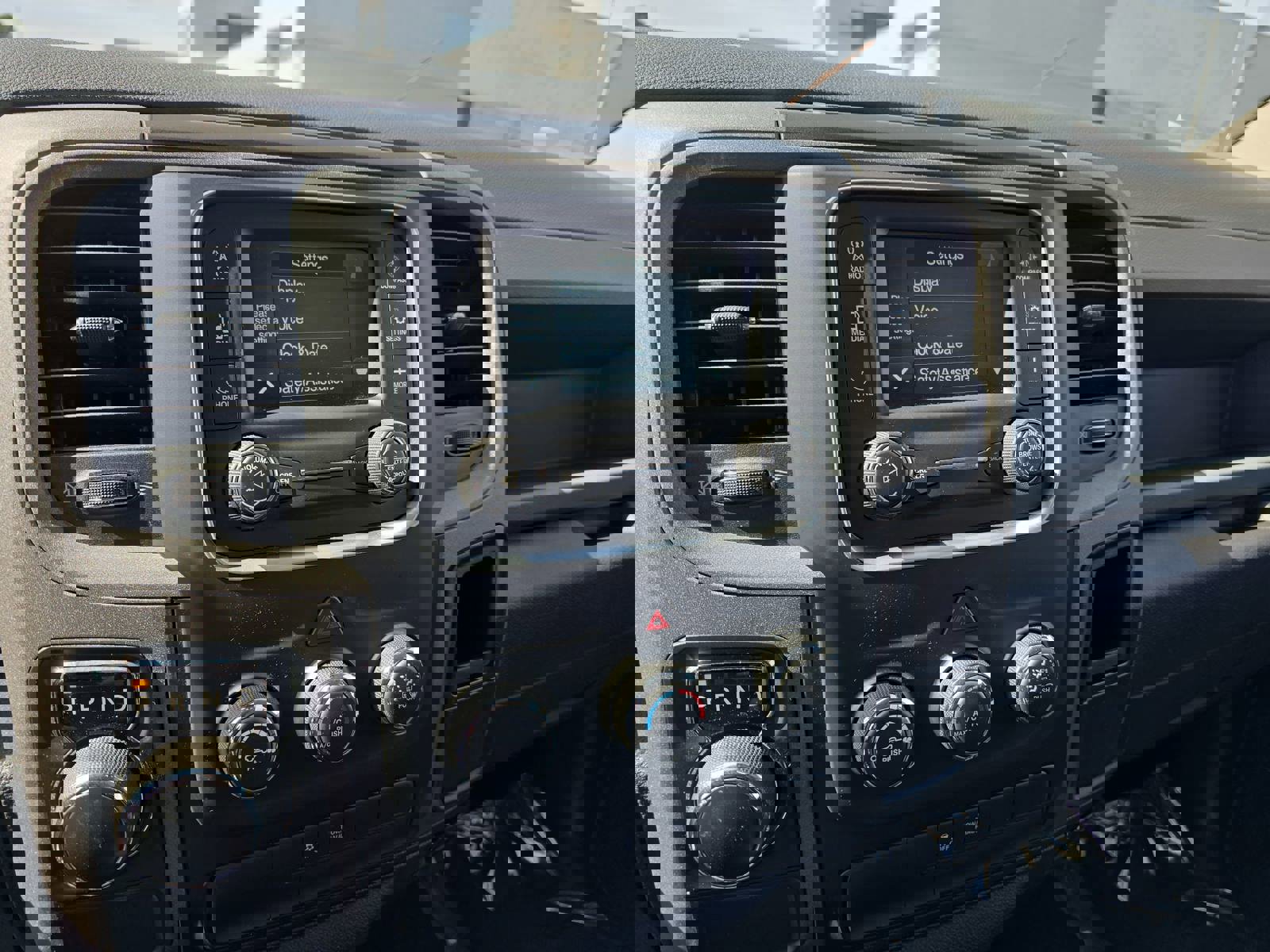 Used 2017 RAM 1500 Express w/ Express Value Package image 24