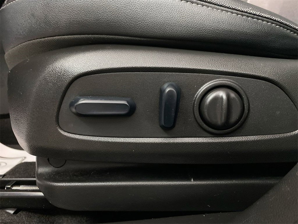 Used 2023 Buick Encore GX Preferred w/ Cold Weather Comfort Package image 12