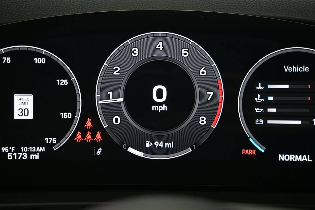 Certified 2025 Porsche Cayenne Coupe AWD/4WD image 28