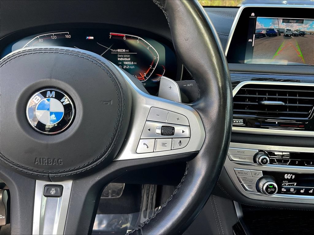 Used 2022 BMW 750Li xDrive AWD/4WD image 12