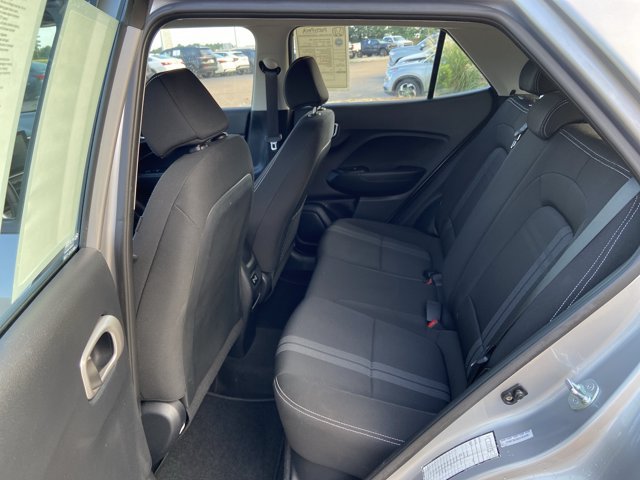 Used 2025 Hyundai Venue SEL FWD image 47