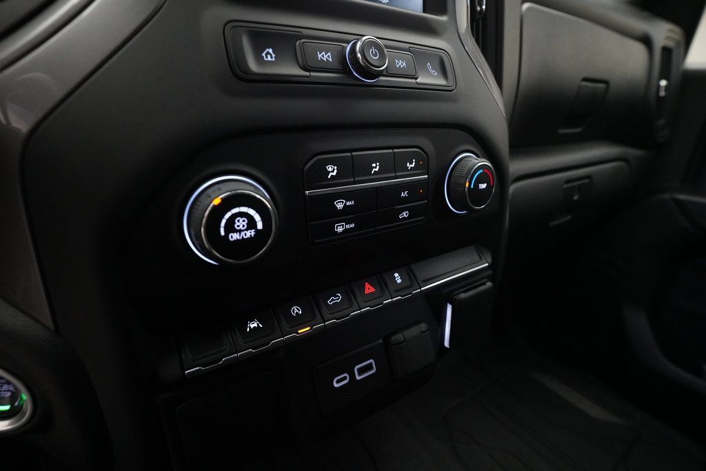 Used 2022 Chevrolet Silverado 1500 Custom image 19