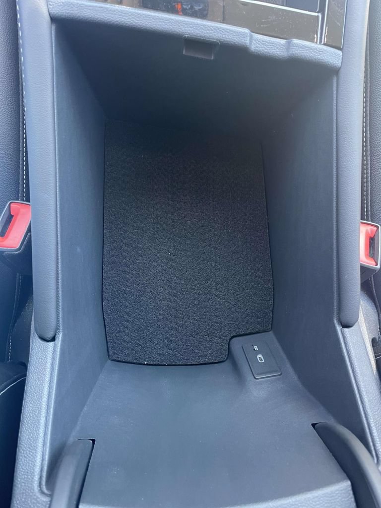 Certified 2025 Volkswagen Atlas SE FWD image 29