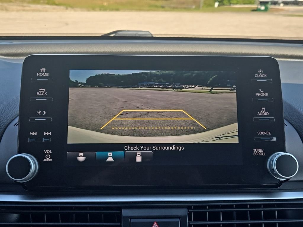 Used 2018 Honda Accord Sport image 7