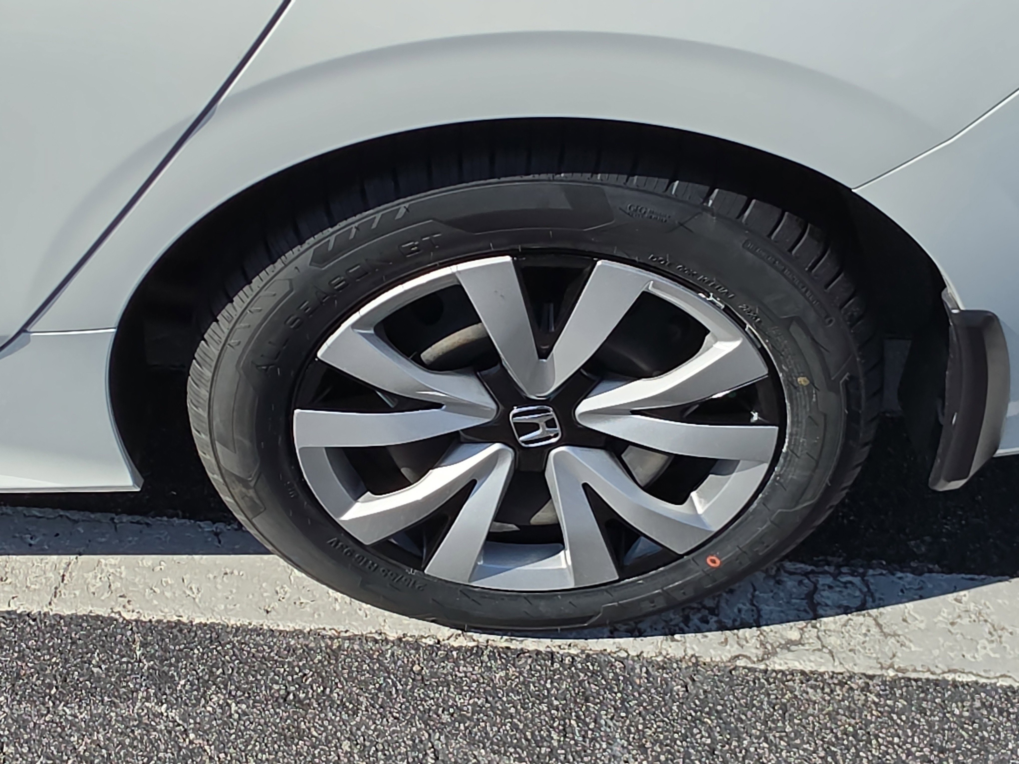 Certified 2024 Honda Civic LX image 6