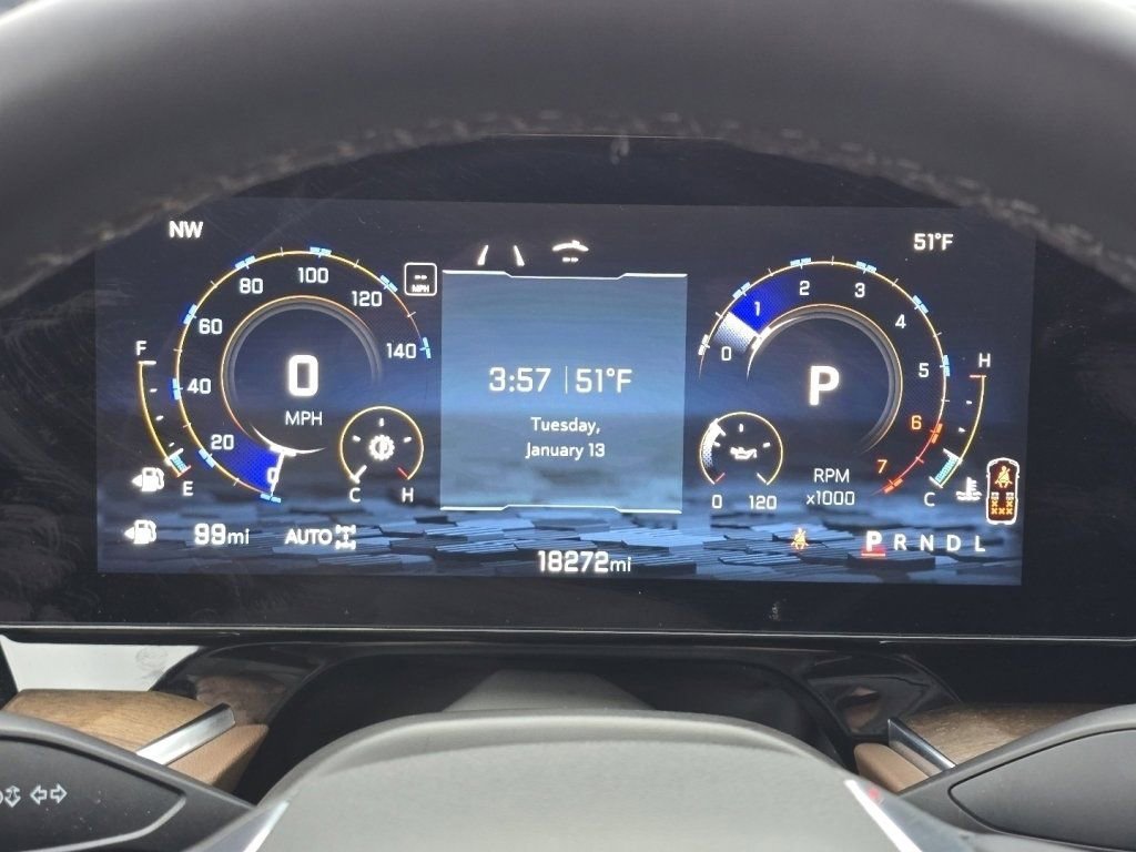 Used 2025 Chevrolet Suburban High Country image 26