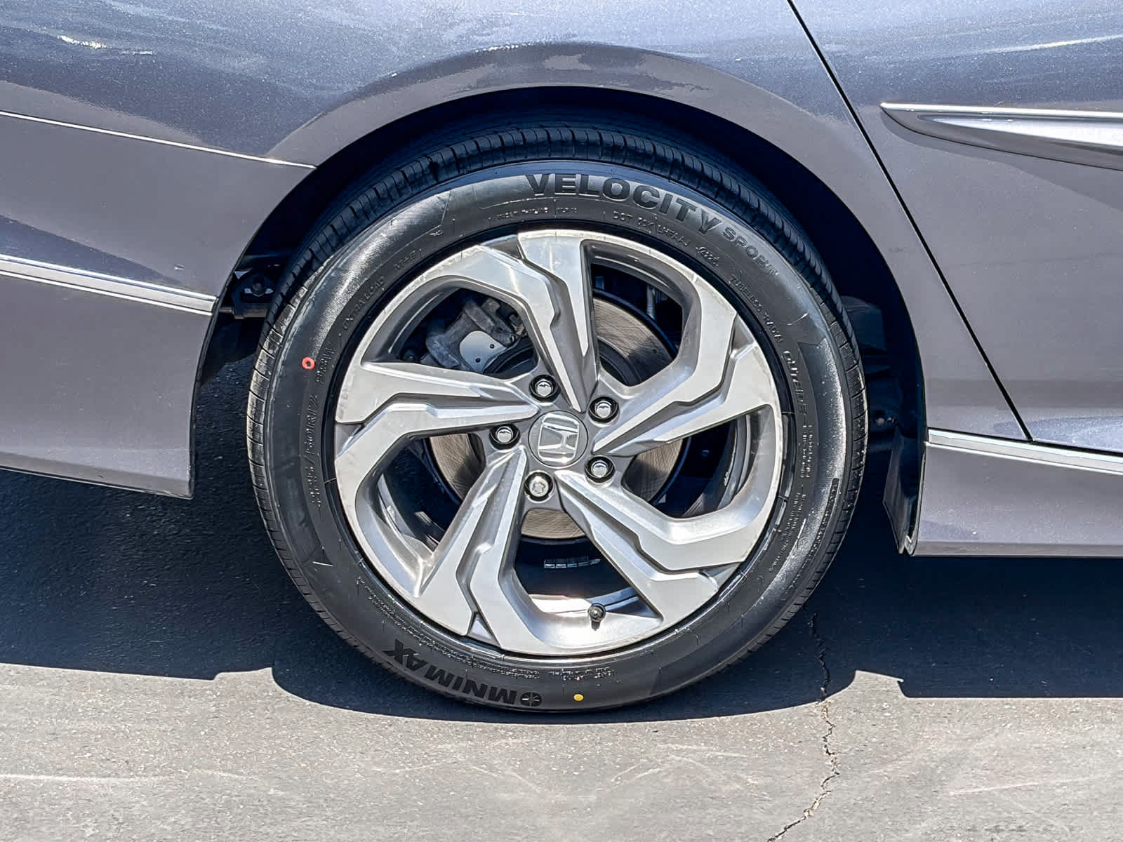Used 2020 Honda Accord EX image 10