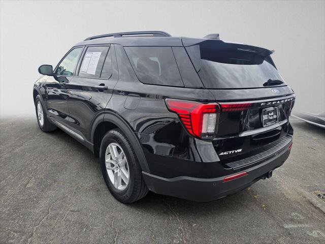 Used 2025 Ford Explorer Active RWD image 5