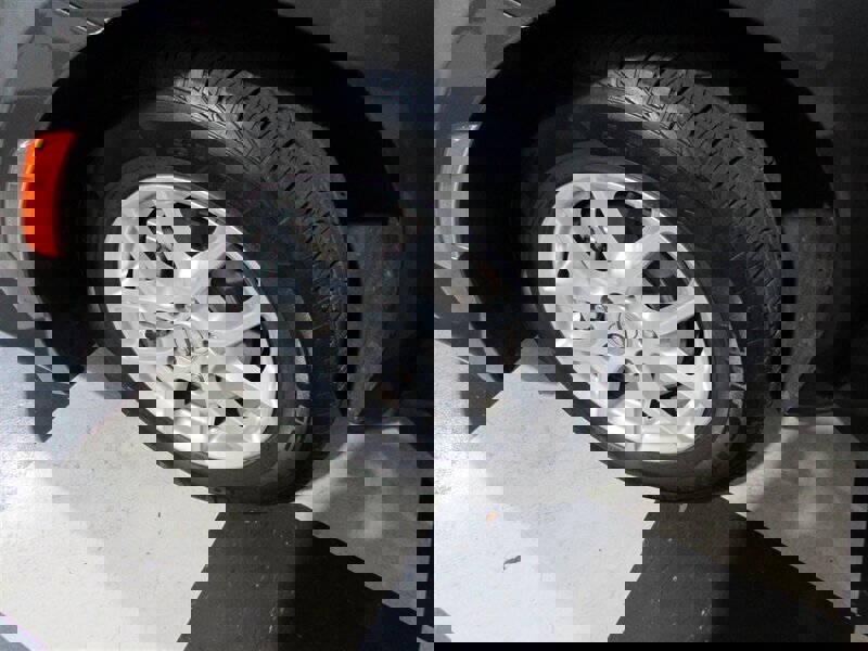 Used 2021 Chrysler Voyager Lxi image 67