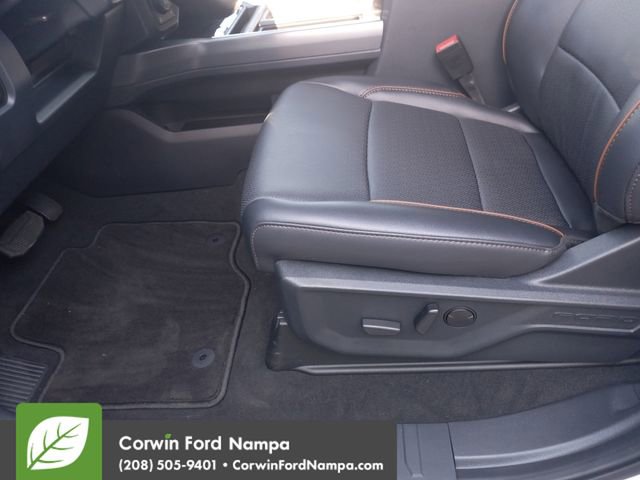 New 2025 Ford F350 Lariat w/ Lariat Ultimate Package image 15