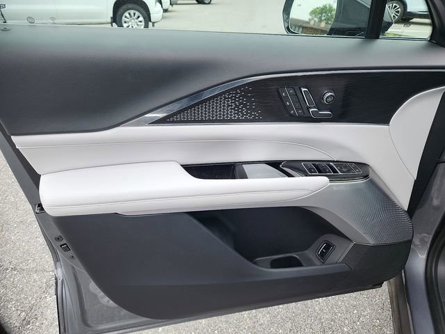 Certified 2023 Cadillac Lyriq 2WD image 12