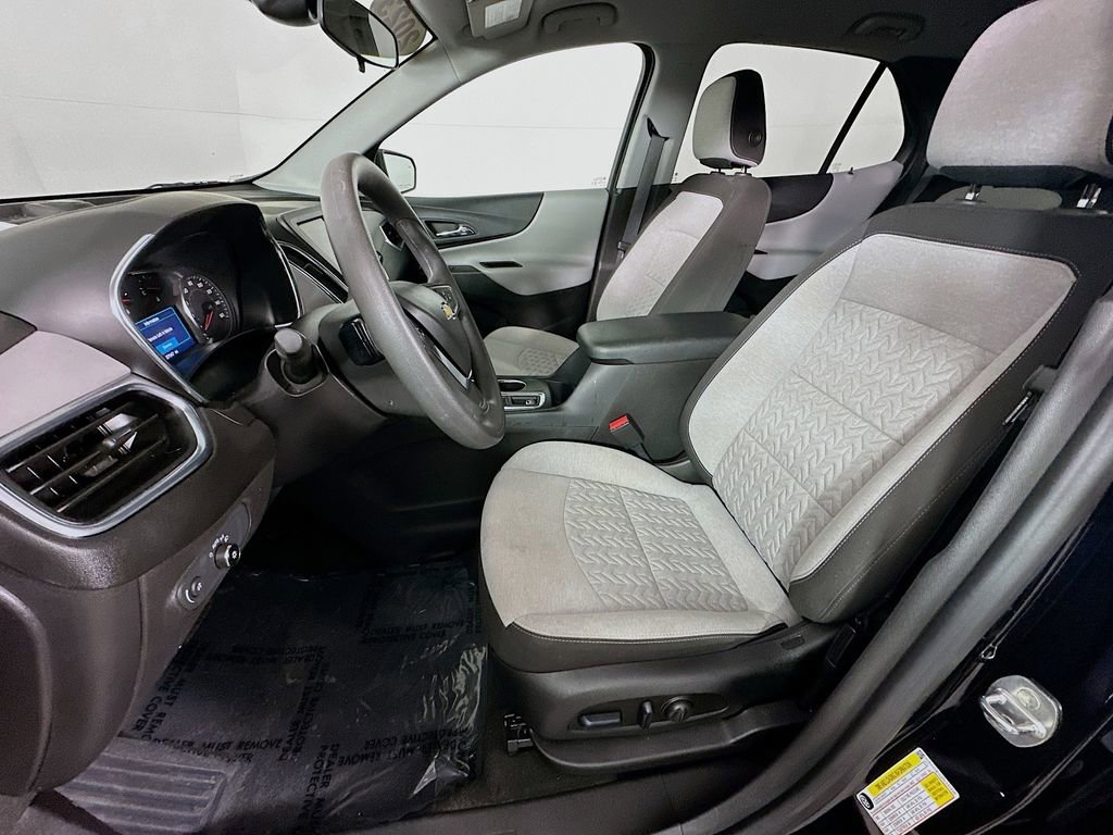 Used 2023 Chevrolet Equinox LS w/ LS Convenience Package image 28