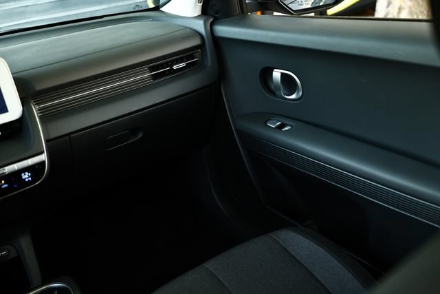 Used 2024 Hyundai Ioniq 5 SEL RWD image 27