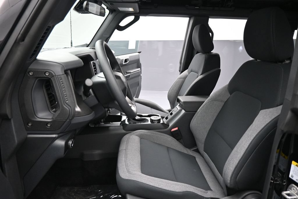 New 2026 Ford Bronco 4-Door AWD/4WD image 9