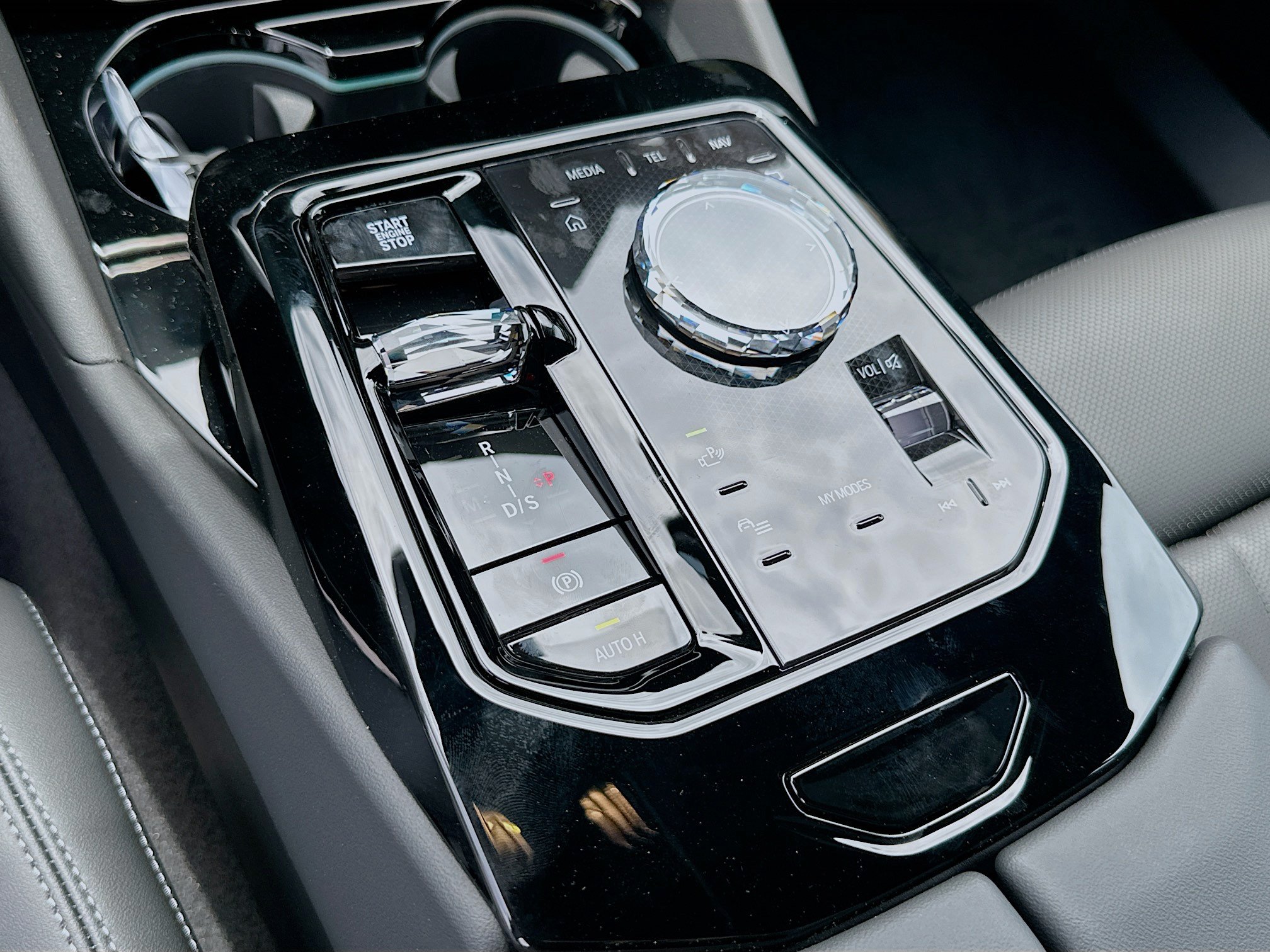 New 2027 BMW 530i xDrive AWD/4WD image 14