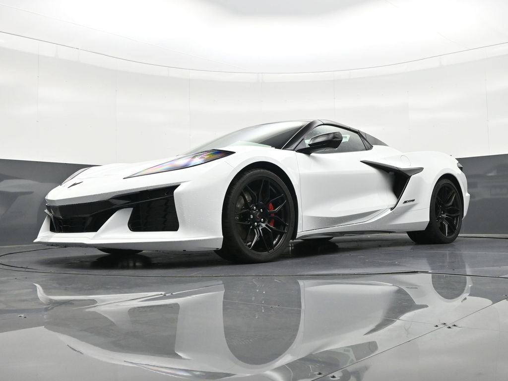 Used 2025 Chevrolet Corvette Z06 image 22