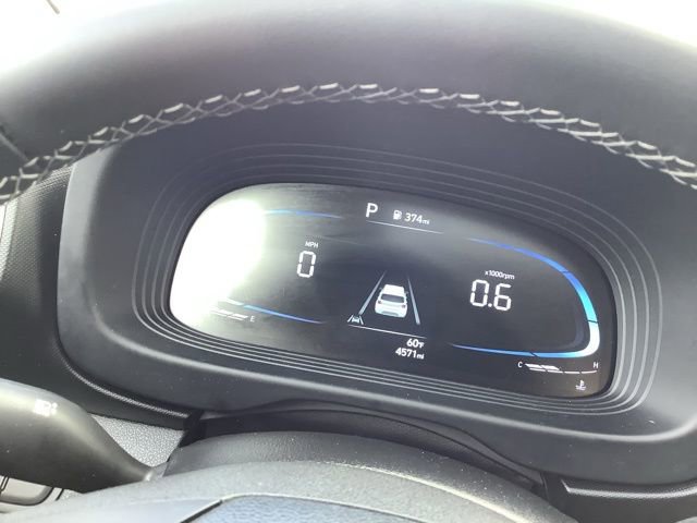 Certified 2026 Hyundai Venue SEL FWD image 33