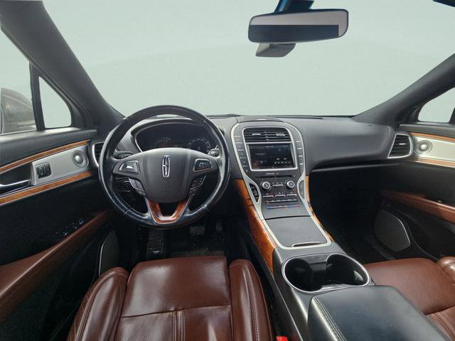 Used 2016 Lincoln MKX Reserve w/ Luxury Package image 10