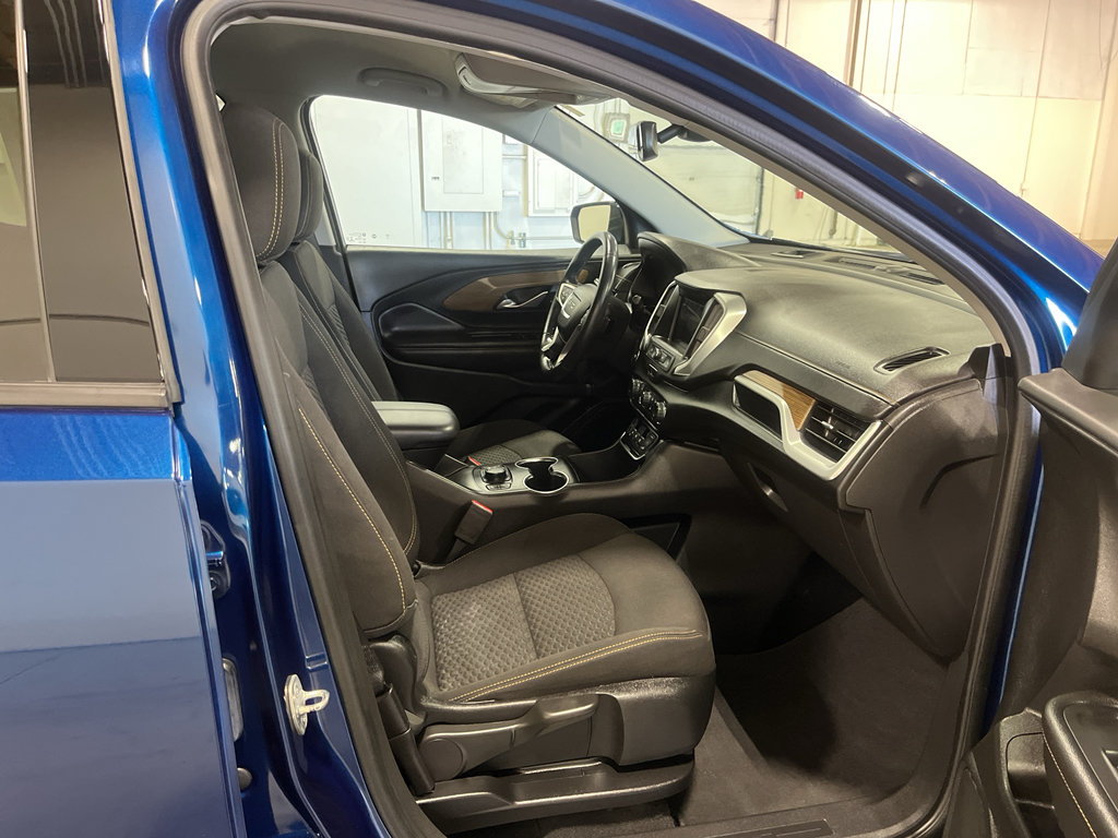 Certified 2020 GMC Terrain SLE w/ Driver Convenience Package AWD/4WD image 40