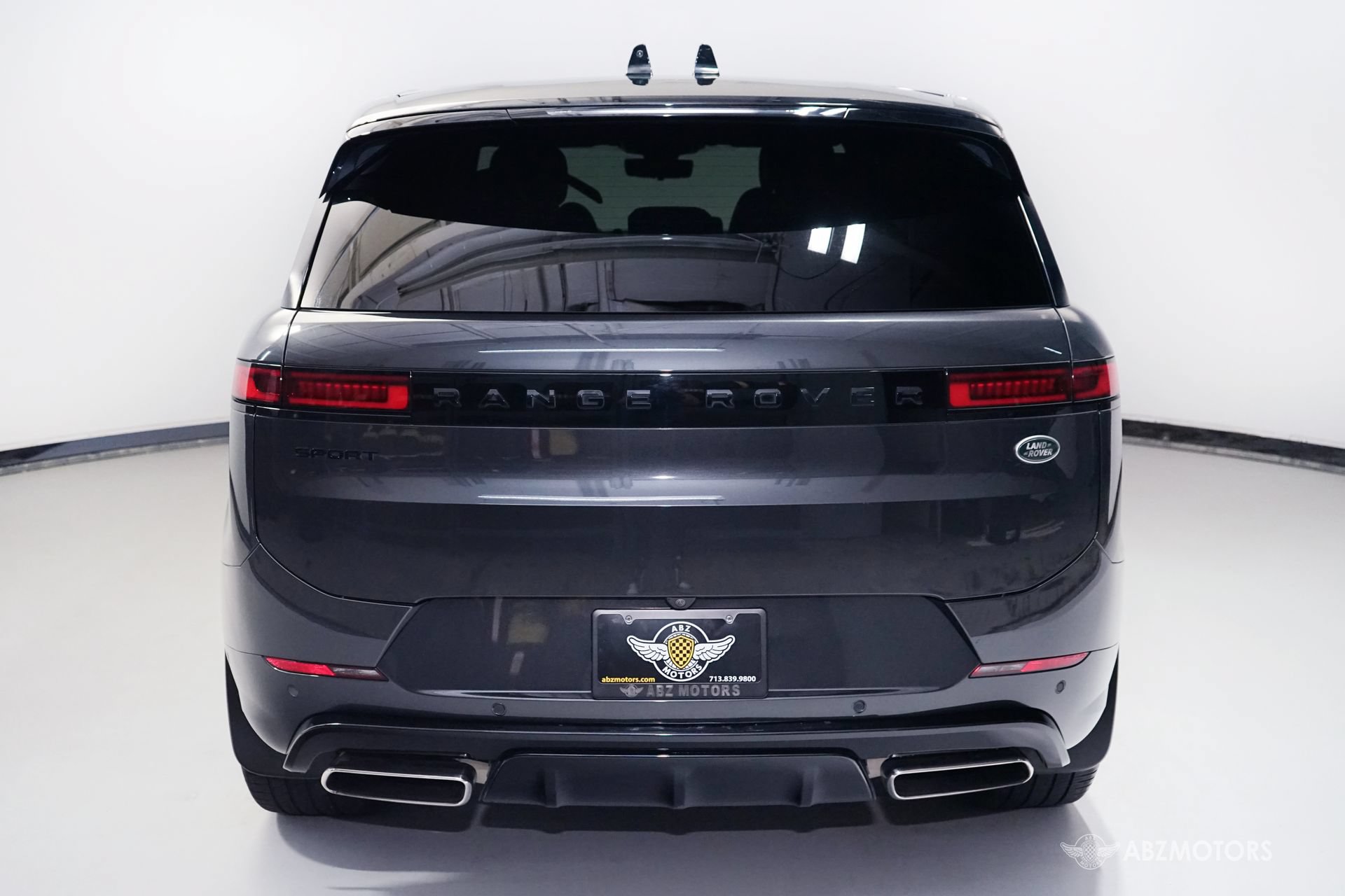Used 2023 Land Rover Range Rover Sport SE Dynamic AWD/4WD image 7