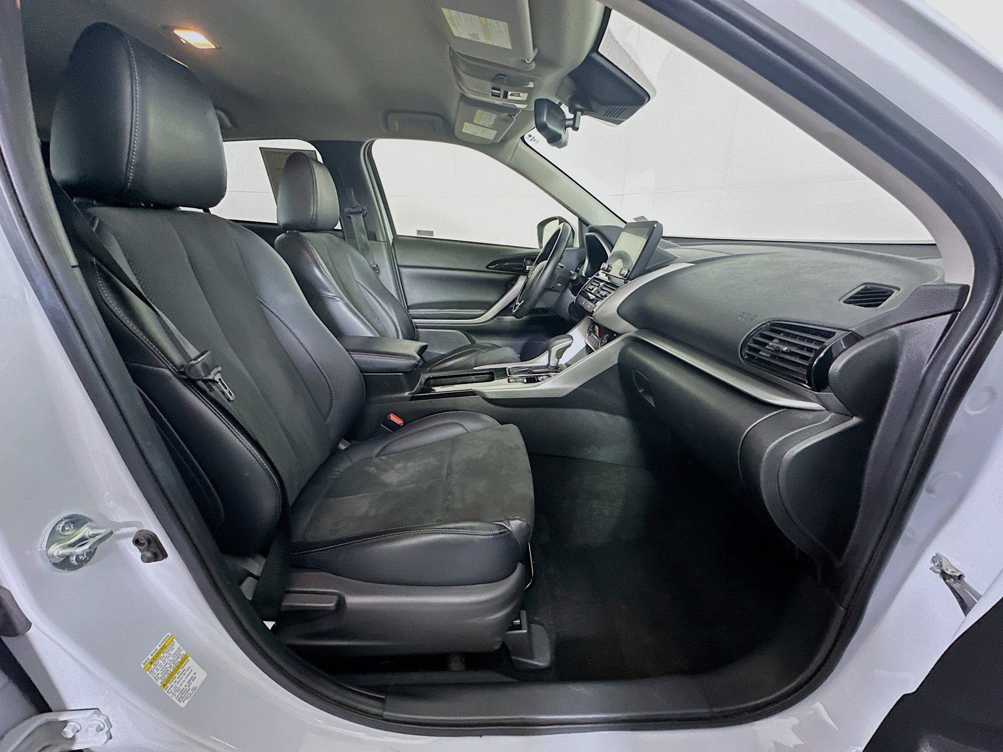 Used 2024 Mitsubishi Eclipse Cross SE image 31