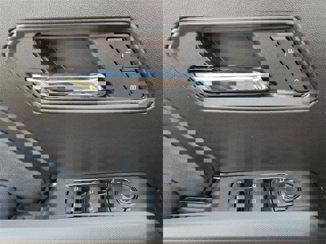 New 2026 GMC Canyon Elevation w/ Convenience Package image 17