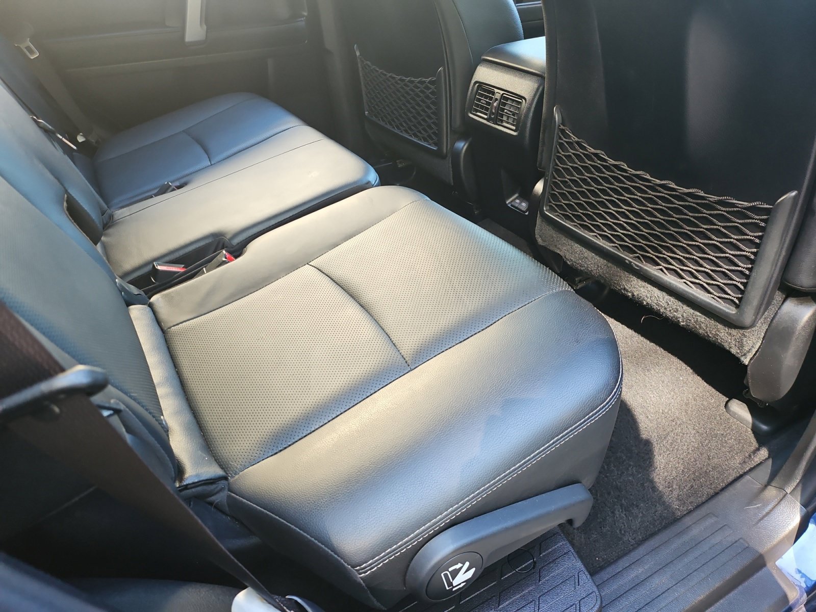 Used 2024 Toyota 4Runner Limited AWD/4WD image 29