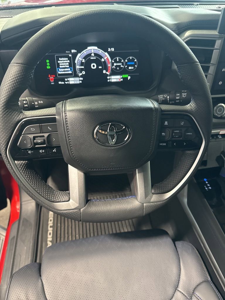 Used 2025 Toyota Sequoia Platinum image 41
