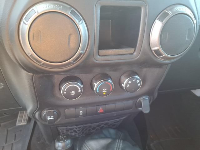 Used 2018 Jeep Wrangler Sport AWD/4WD image 21