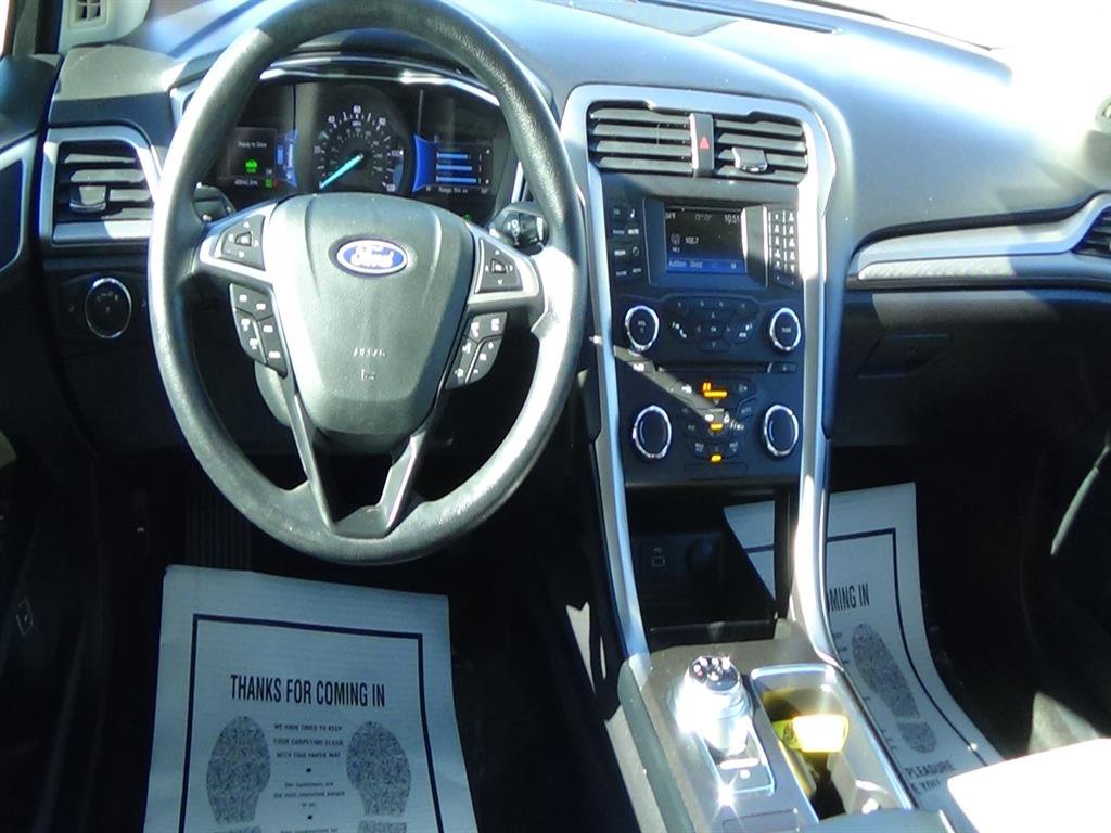 Used 2018 Ford Fusion S image 13