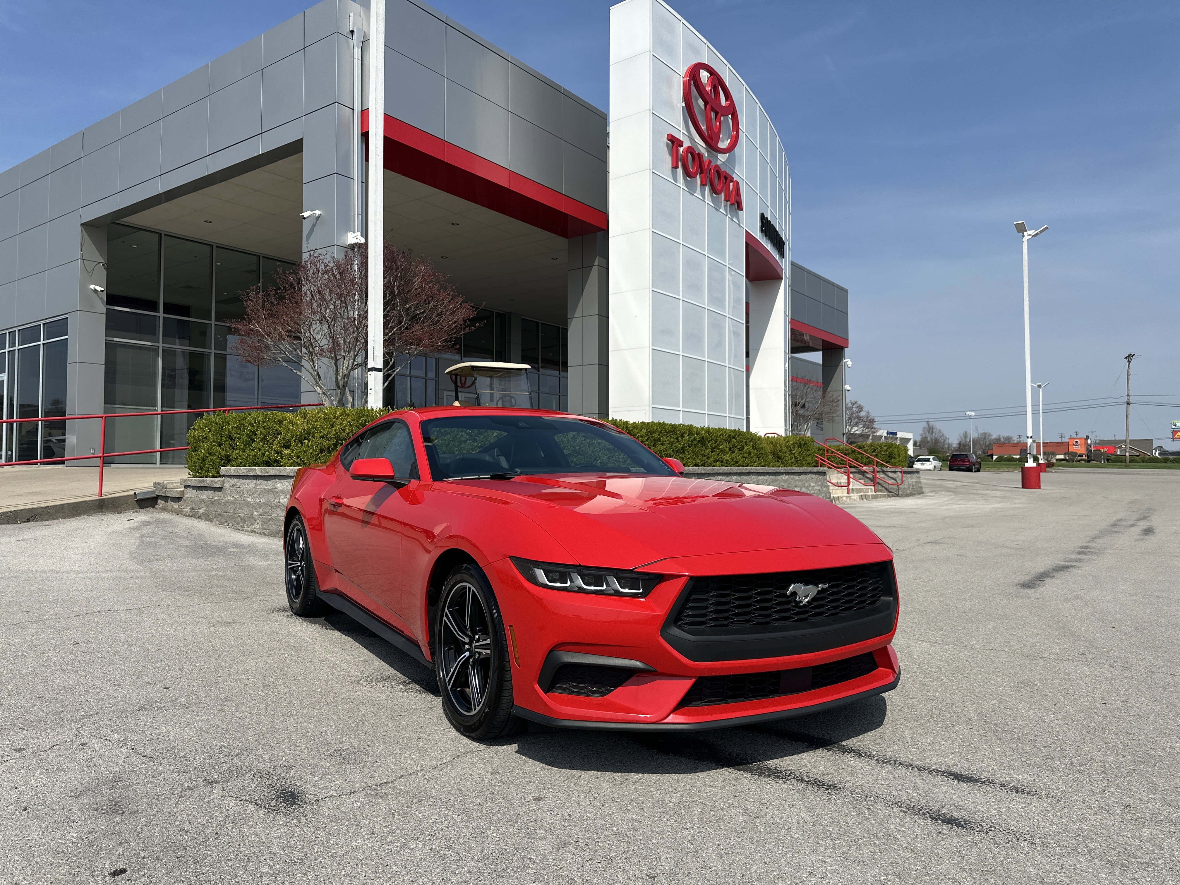 Used 2024 Ford Mustang Premium image 3