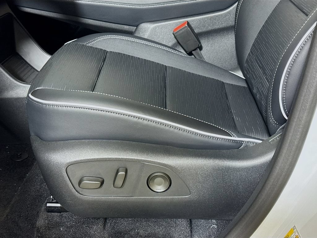 New 2026 Buick Enclave Sport Touring w/ Power Package FWD image 17